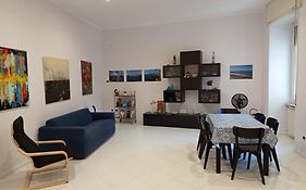 Inside Naples-Dint'E'Viche'